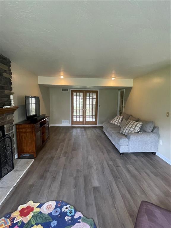 6130 Brush Run Road Bethel Park, PA 15102 - Photo 9 of 15