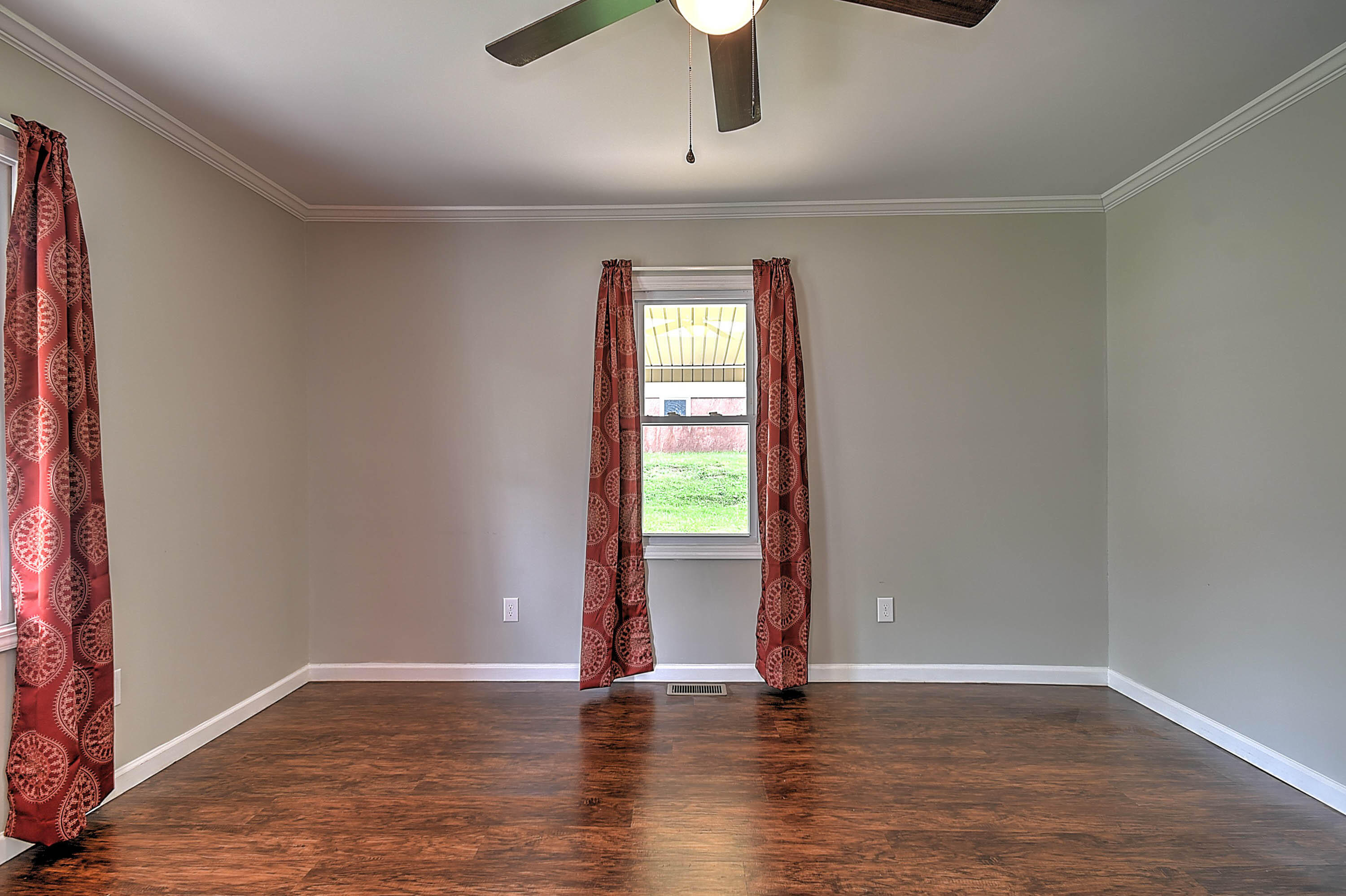 720 Sugar Hollow Road Elizabethton, TN 37643 - Photo 8 of 31 720 sugar hollow rd Elizabethton TN 3764