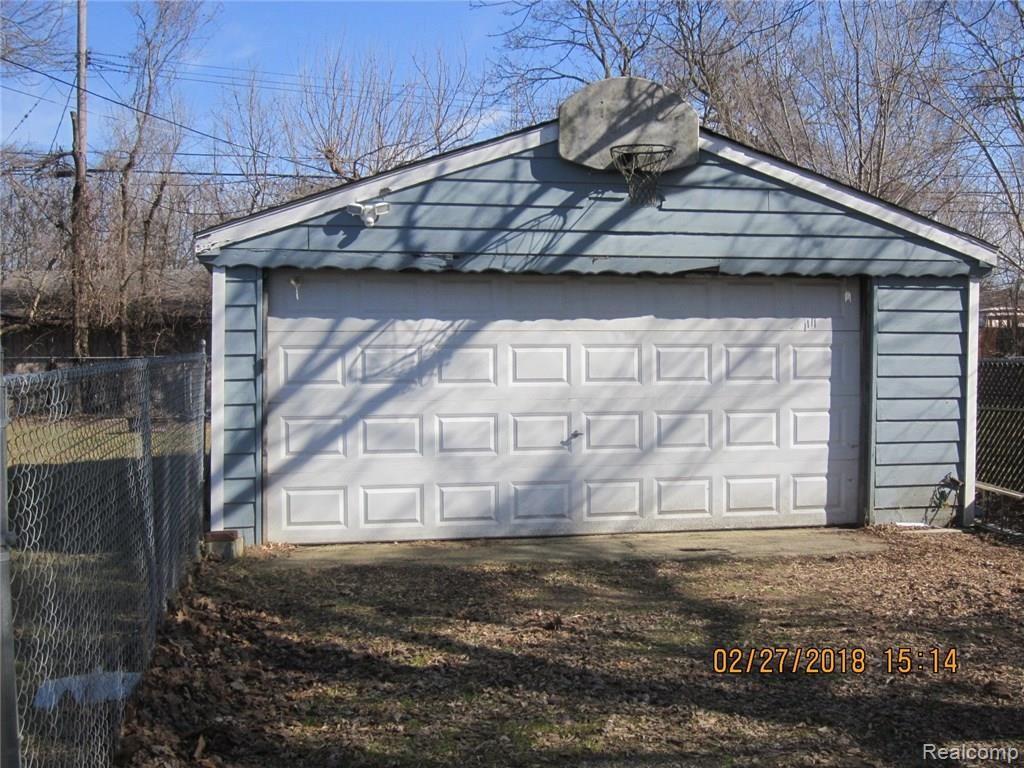 3505 Harrison Avenue Rochester, MI 48307 - Photo 18 of 18 3505 Harrison (7).JPG