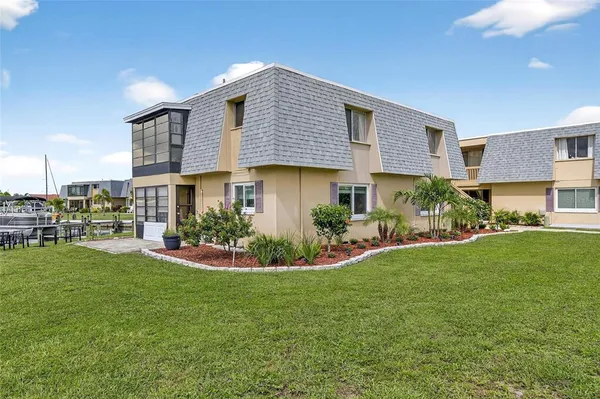 $230,000 | 1000 Apollo Beach Boulevard, Unit 204, Apollo Beach, FL 33572