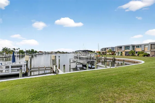 $230,000 | 1000 Apollo Beach Boulevard, Unit 204, Apollo Beach, FL 33572