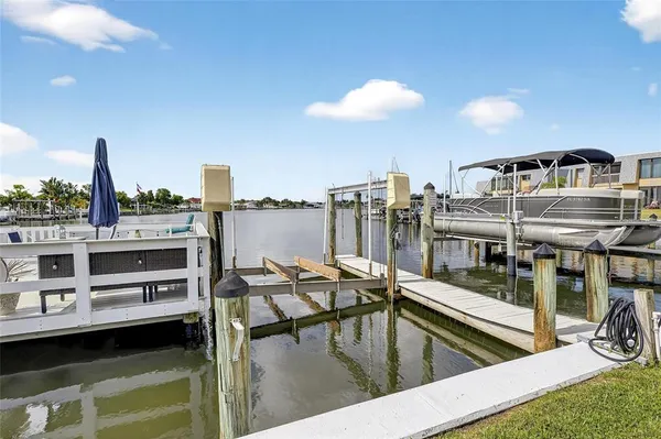 $230,000 | 1000 Apollo Beach Boulevard, Unit 204, Apollo Beach, FL 33572