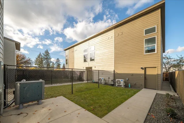 $459,000 | 3207 East 30th Avenue, Unit 3207 E 30TH AVE B, Spokane, WA 99223