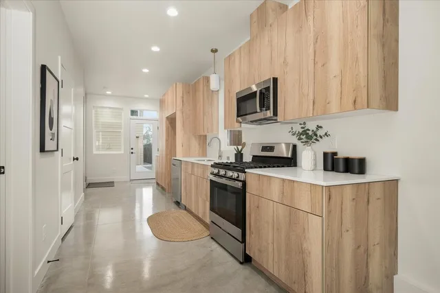 $459,000 | 3207 East 30th Avenue, Unit 3207 E 30TH AVE B, Spokane, WA 99223