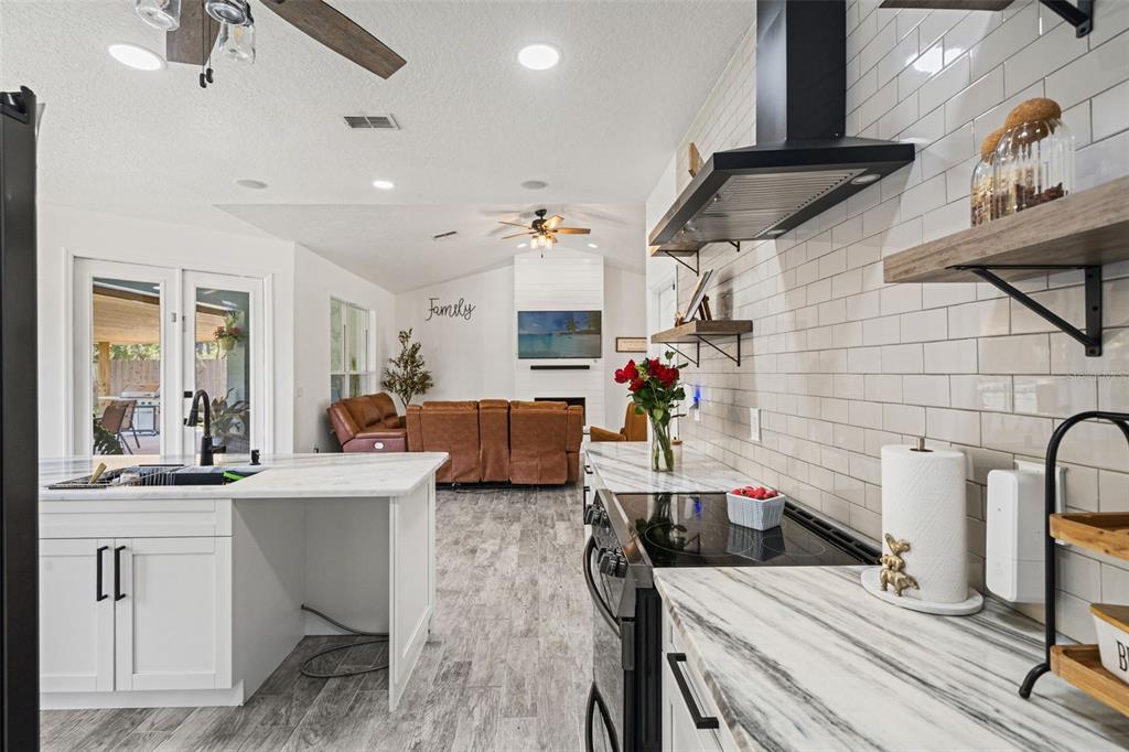11360 Lark Sparrow Road Weeki Wachee, FL 34614 - Photo 15 of 56