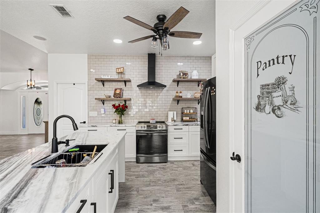 11360 Lark Sparrow Road Weeki Wachee, FL 34614 - Photo 16 of 56