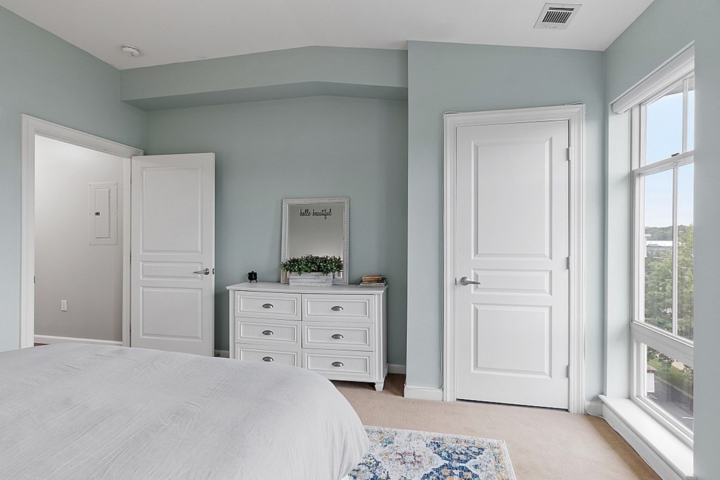 3 Repton Place, Unit 3406 Watertown, MA 02472 - Photo 17 of 27