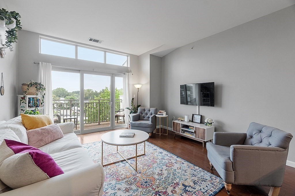 3 Repton Place, Unit 3406 Watertown, MA 02472 - Photo 4 of 27