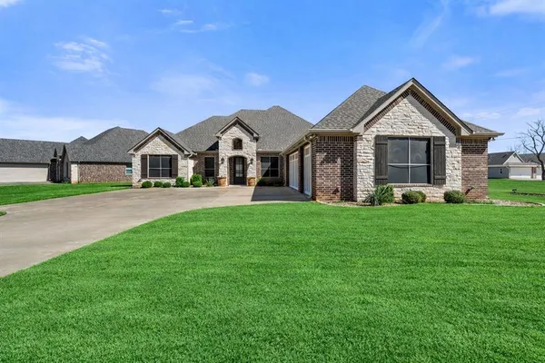$600,000 | 6301 Weatherby Road, Granbury, TX 76049