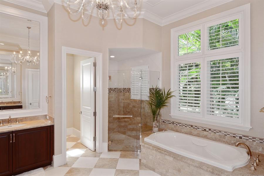 7770 Old Marsh Road Palm Beach Gardens, FL 33418 - Photo 11 of 23 old marsh mast bath area 2