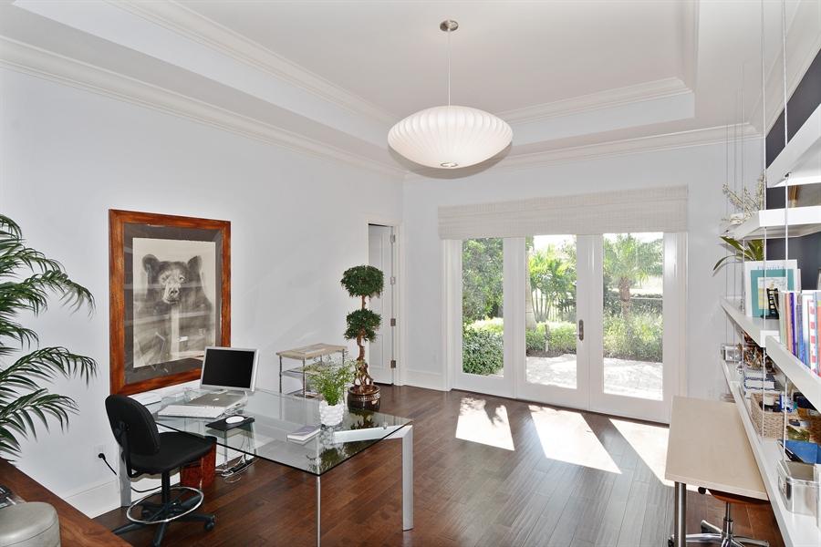 7770 Old Marsh Road Palm Beach Gardens, FL 33418 - Photo 15 of 23 old marsh guest rm 1