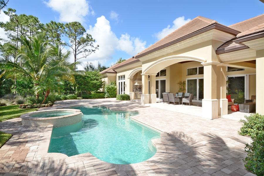 7770 Old Marsh Road Palm Beach Gardens, FL 33418 - Photo 20 of 23 old marsh sweeping pool area