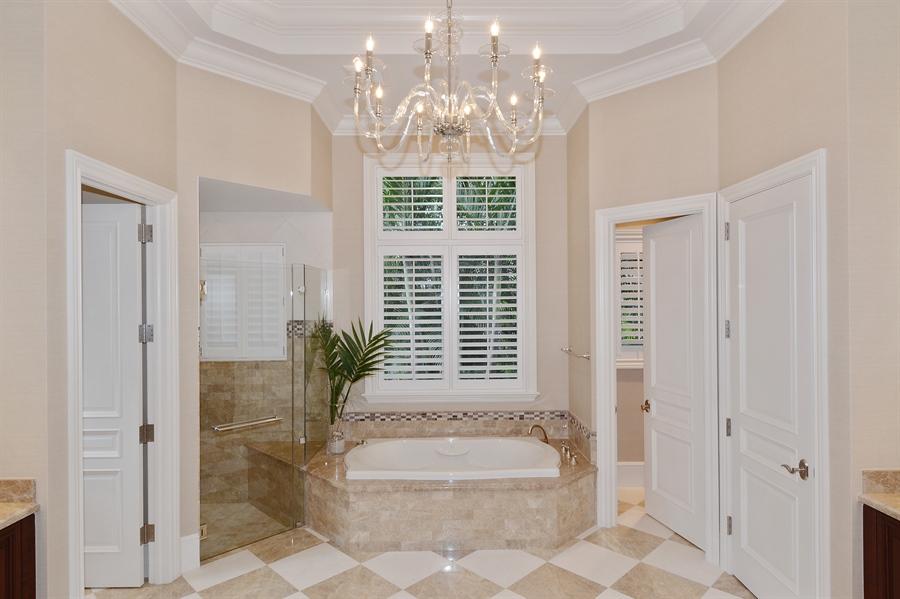 7770 Old Marsh Road Palm Beach Gardens, FL 33418 - Photo 10 of 23 old marsh mast bath area 1