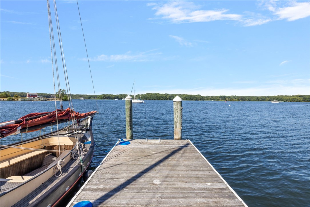 14 Betty Hill Road Narragansett, RI 02882 - Photo 14 of 33