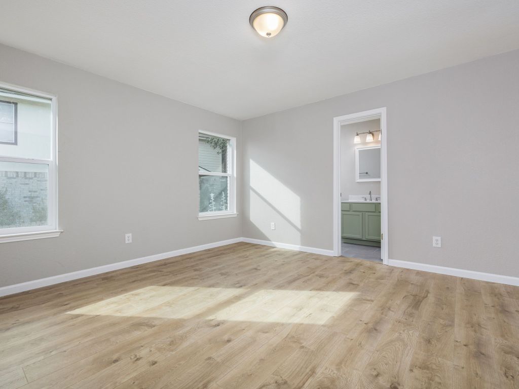 3628 Windhill Loop Round Rock, TX 78681 - Photo 15 of 24 a view of an empty room and window