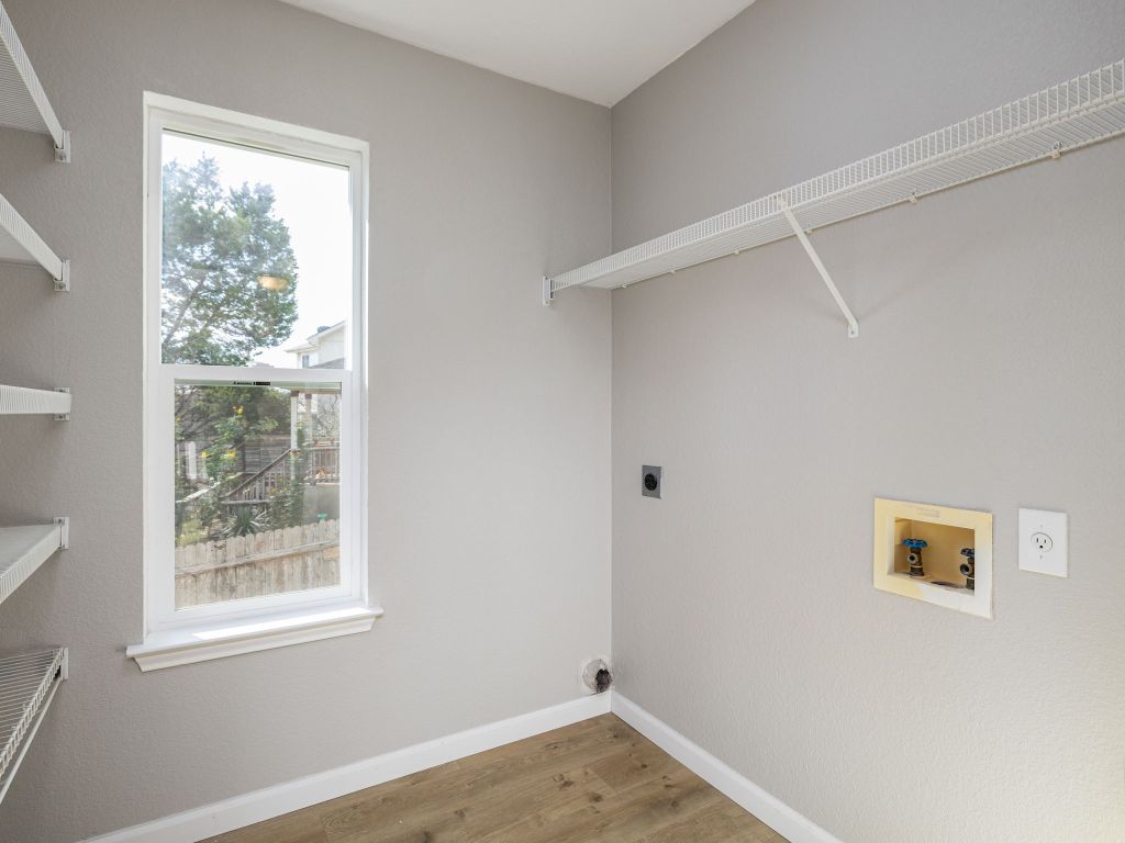 3628 Windhill Loop Round Rock, TX 78681 - Photo 21 of 24 a view of a room that has a window in it