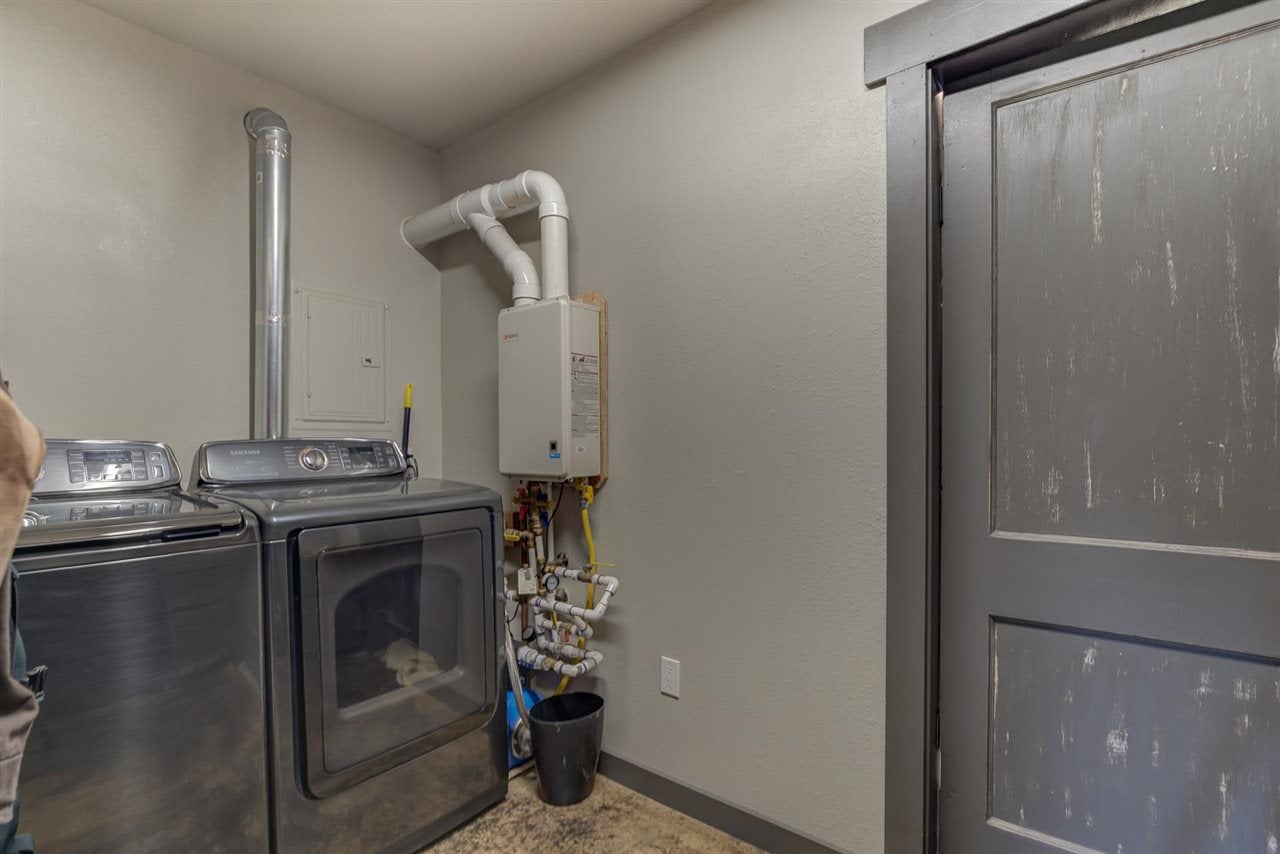 600 Microwave Road Mount Shasta, CA 96067 - Photo 17 of 24 Gallery Image 17