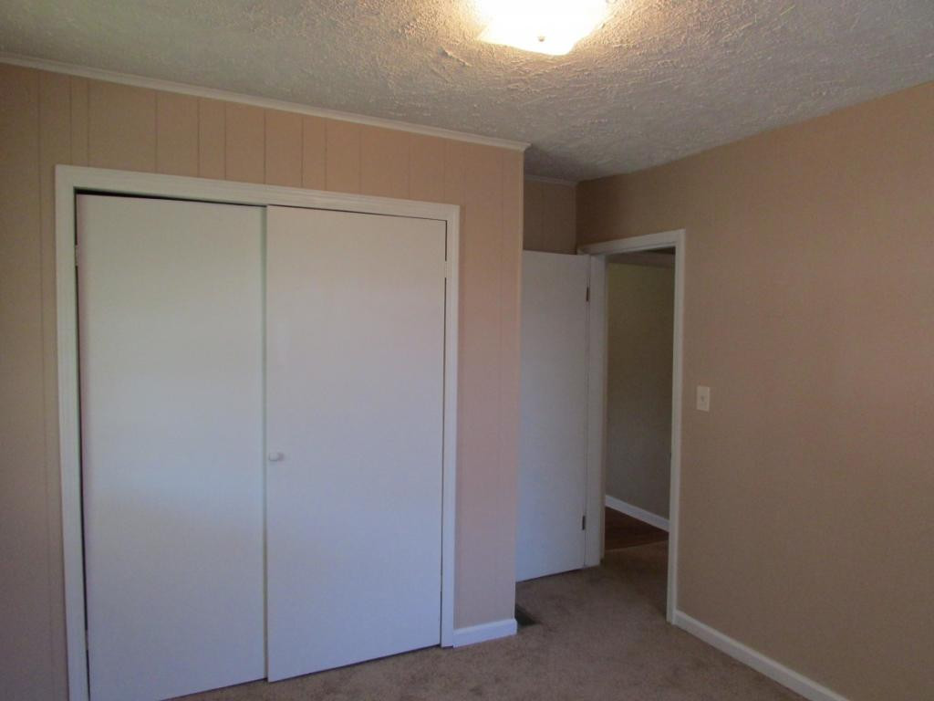 410 Orchard Road Elizabethton, TN 37643 - Photo 16 of 31 Photo 16