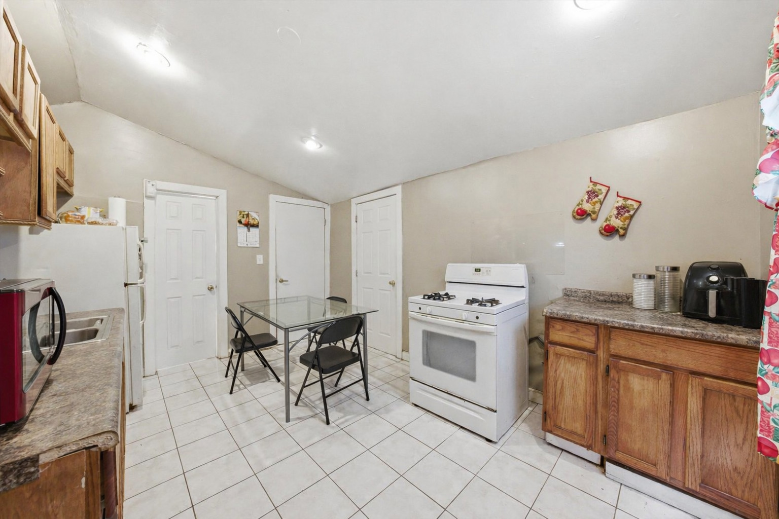 7219 South Wood Street Chicago, IL 60636 - Photo 8 of 22