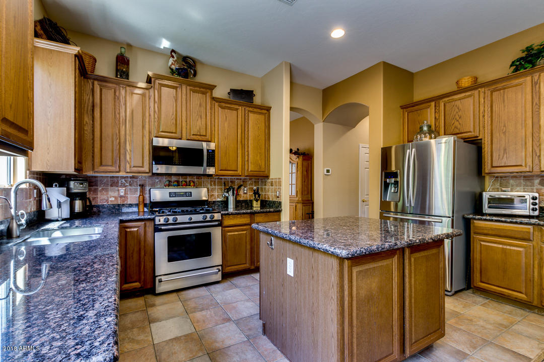 4271 East Buckboard Road Gilbert, AZ 85297 - Photo 9 of 30 16-Buckboard