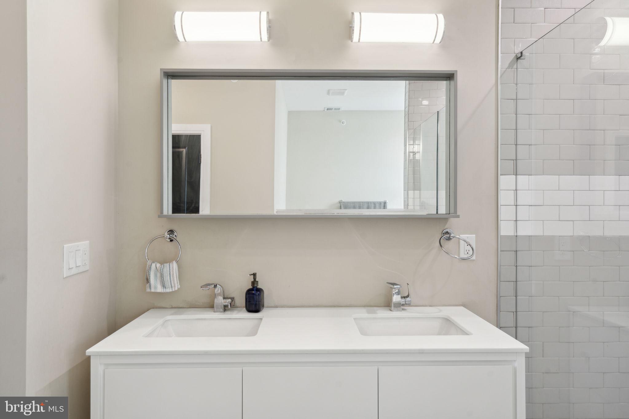 518 Mercy Street Philadelphia, PA 19148 - Photo 20 of 50 Sleek modern bathroom oasis.