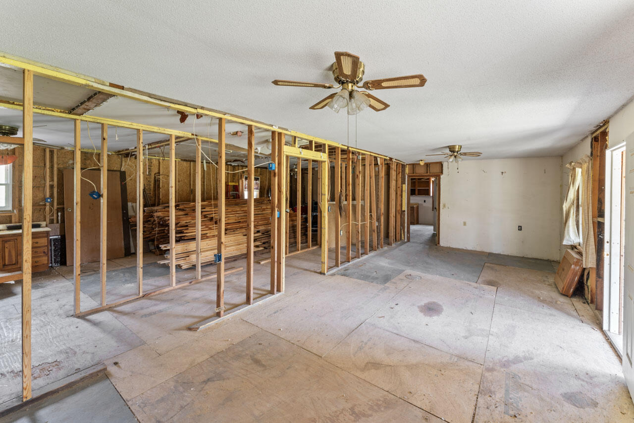 175 Ivey Street Shell Knob, MO 65747 - Photo 3 of 16 DSC09007