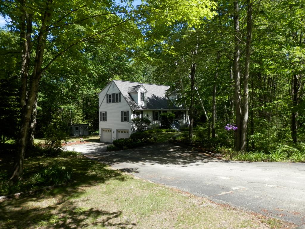 117 Deerhaven Road Weare, NH 03281 - Photo 2 of 25