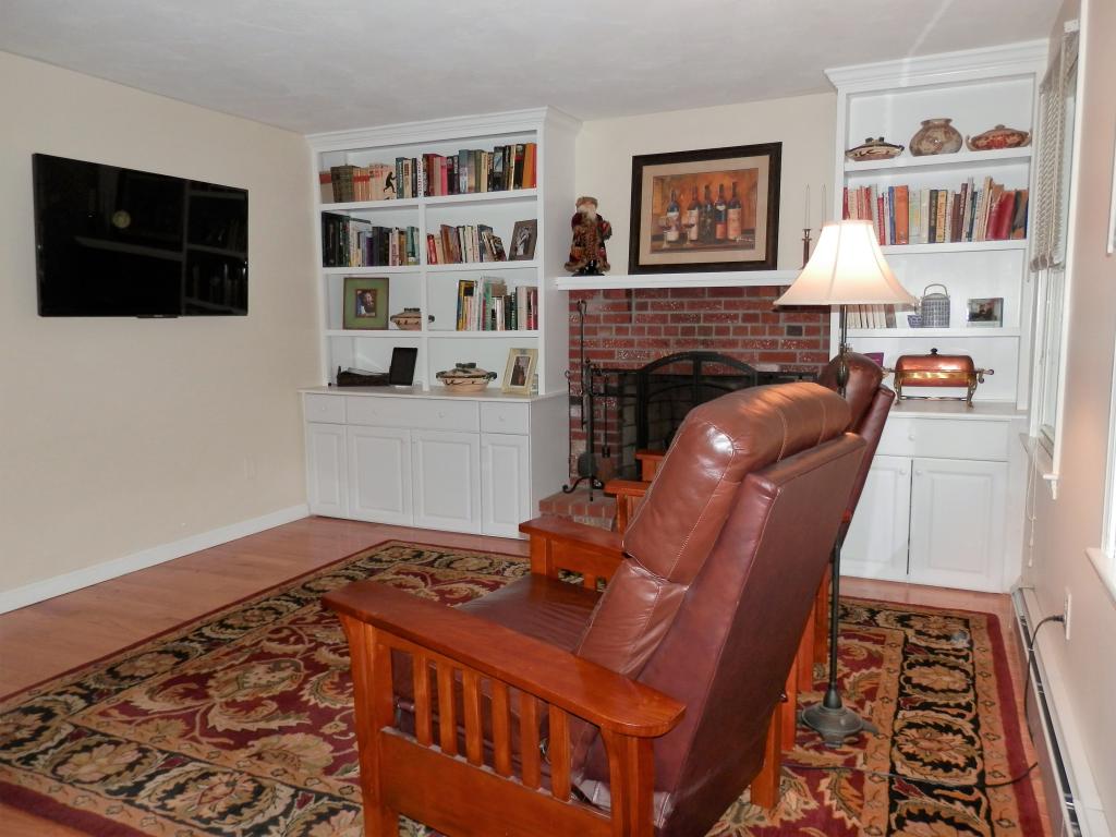 117 Deerhaven Road Weare, NH 03281 - Photo 14 of 25