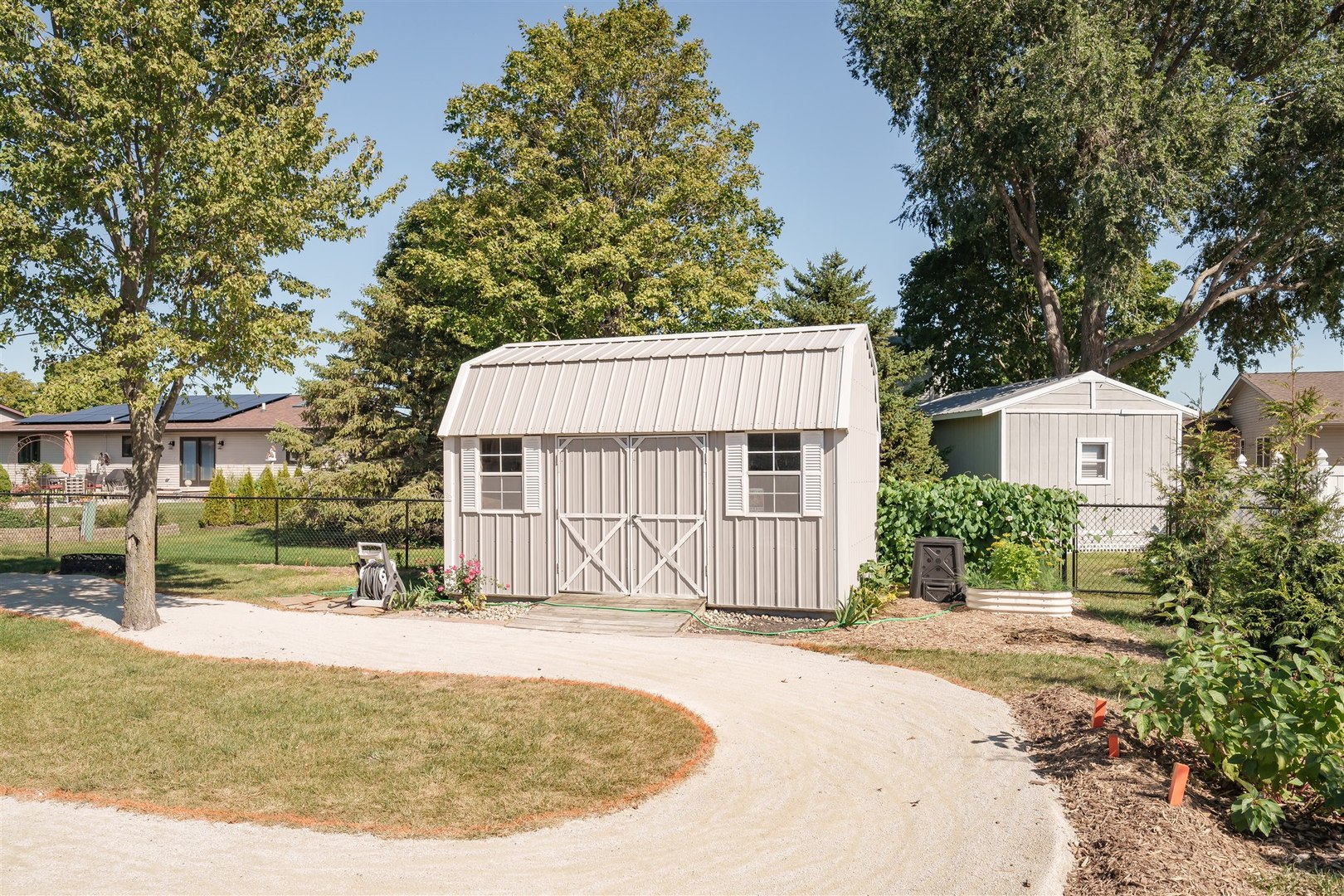 704 Franklin Way Pontiac, IL 61764 - Photo 29 of 39 a view of a house with a outdoor space
