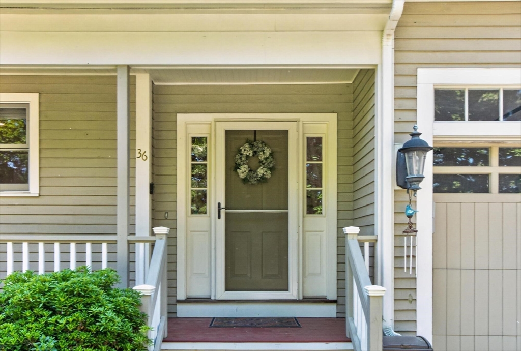 36 Roosevelt Road, Unit 36 Lexington, MA 02421 - Photo 2 of 23