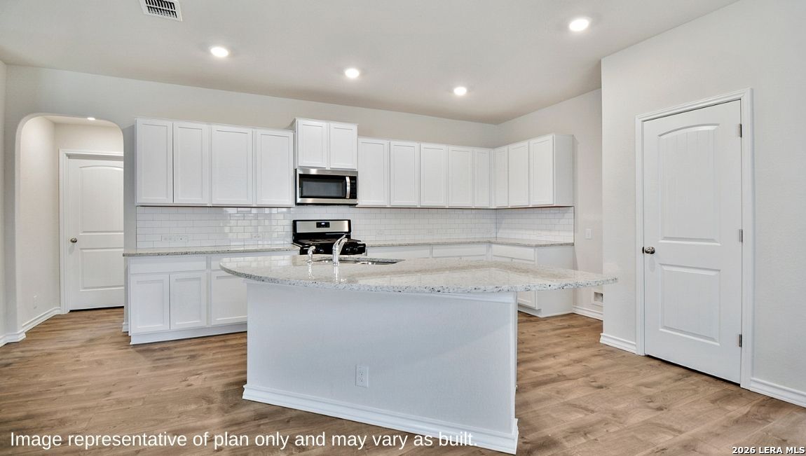 413 Waterfall Point Cibolo, TX 78108 - Photo 5 of 18 Gallery Image 5