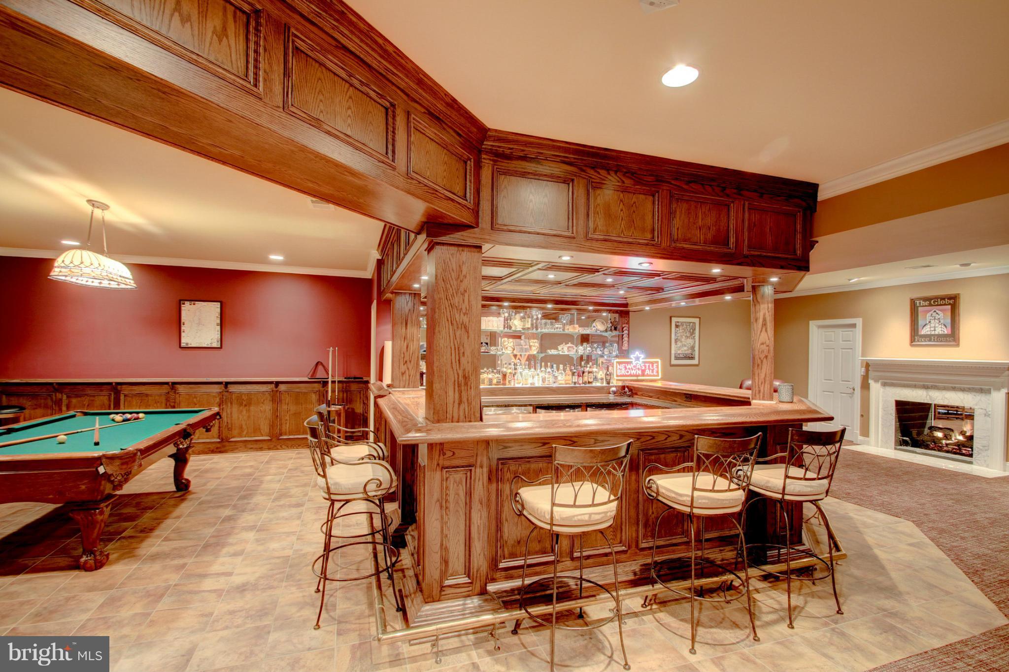 866 Centrillion Drive McLean, VA 22102 - Photo 23 of 30 Living Room