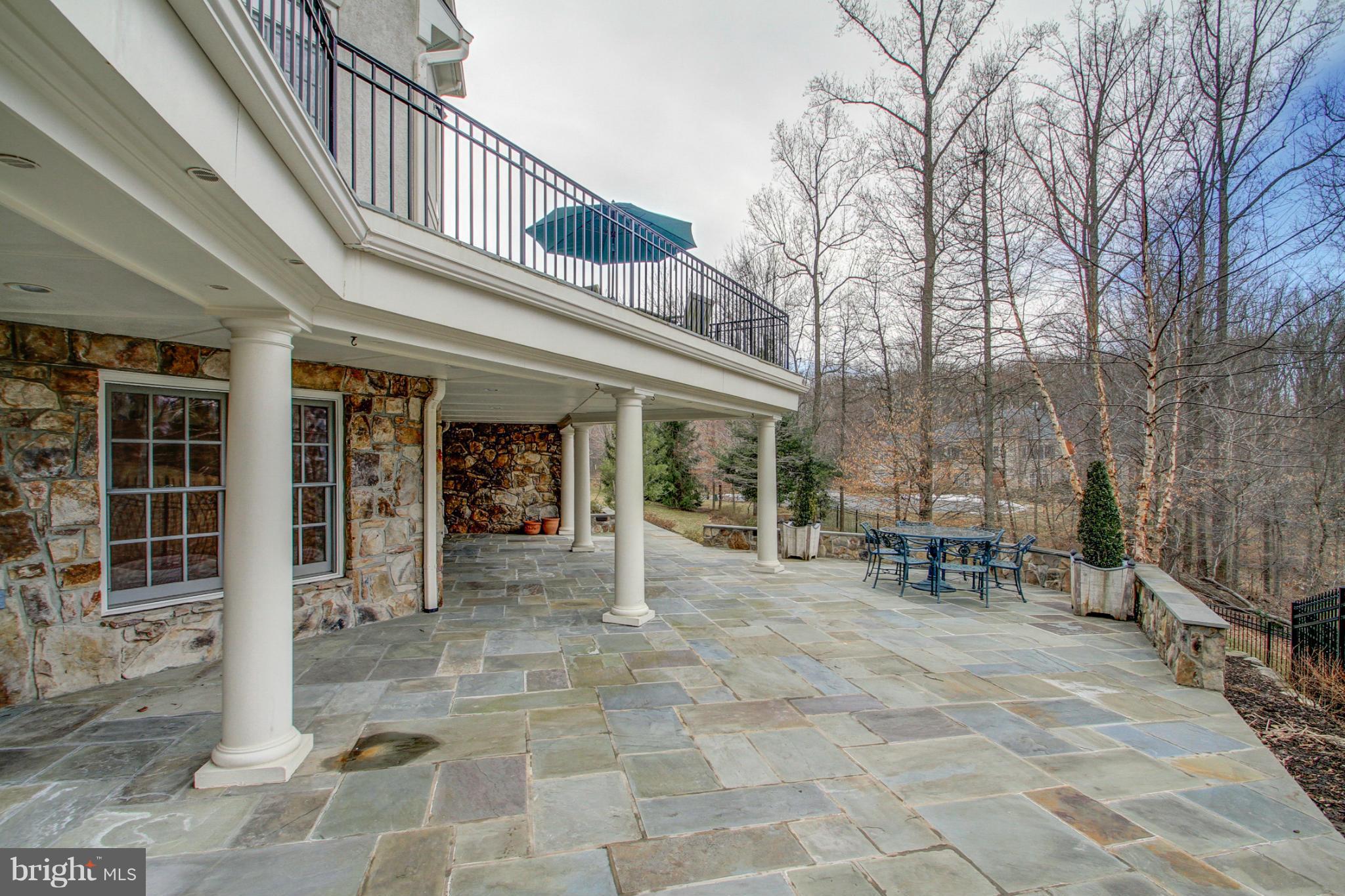 866 Centrillion Drive McLean, VA 22102 - Photo 28 of 30 Veranda and Patio