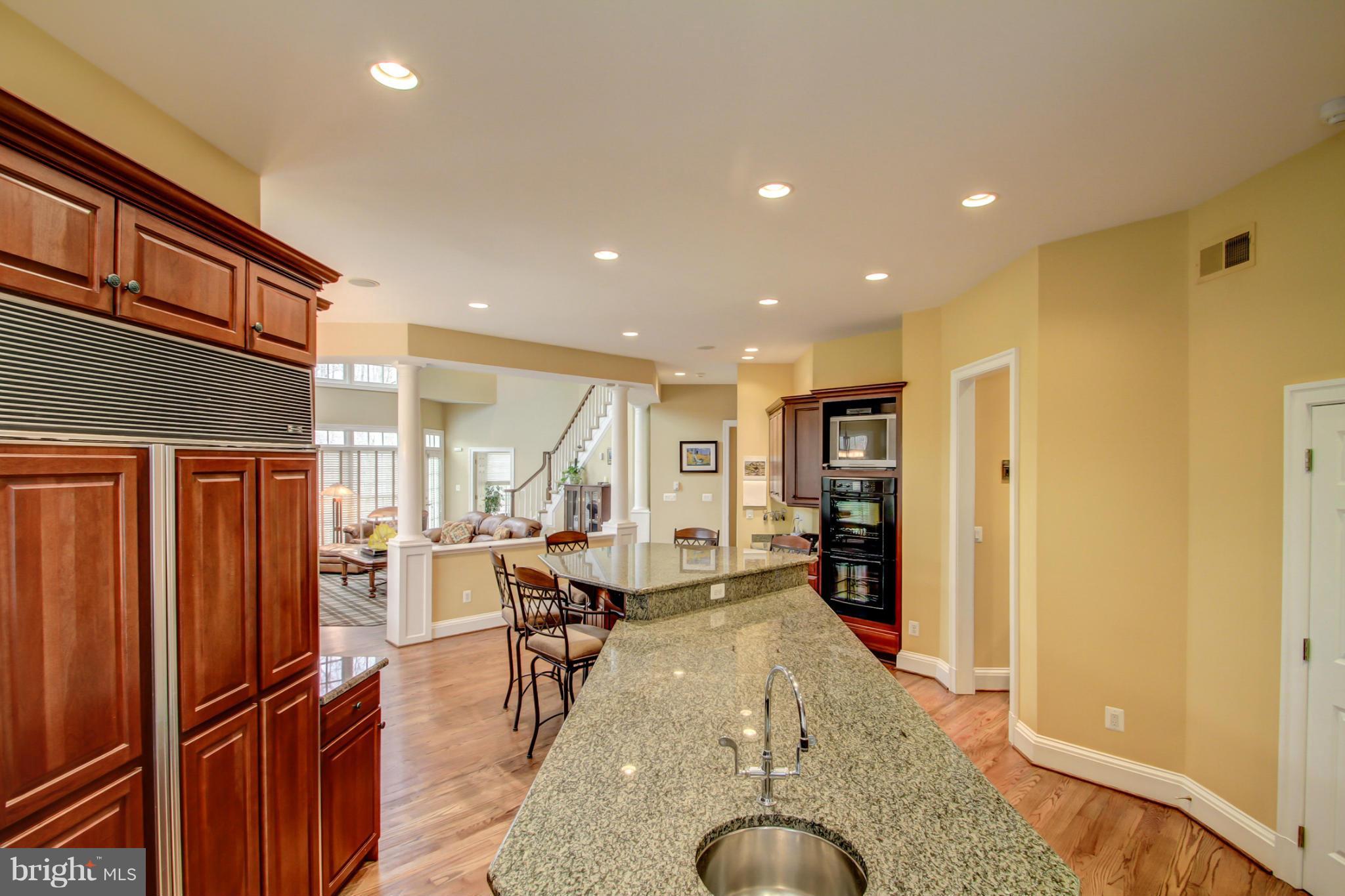866 Centrillion Drive McLean, VA 22102 - Photo 10 of 30 Kitchen