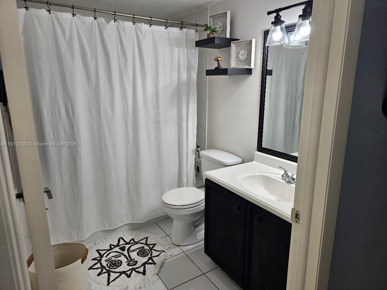 21 East 3rd Street, Unit 307 Hialeah, FL 33010 - Photo 14 of 20