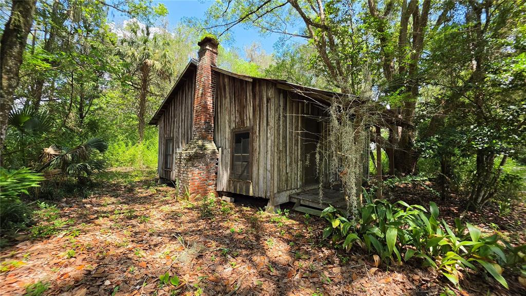 304 Northwest 5 Street Micanopy, FL 32667 - Photo 12 of 17