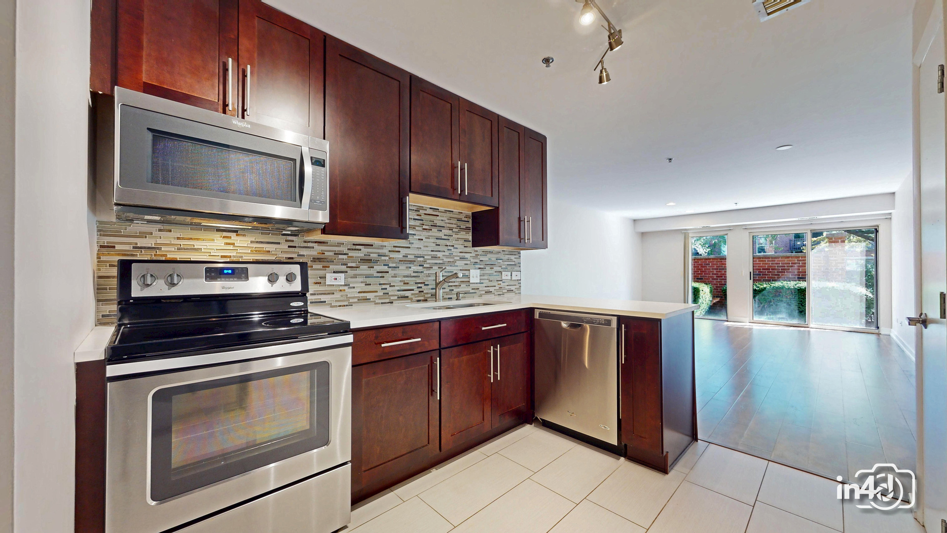 411 Kelburn Road, Unit 121 Deerfield, IL 60015 - Photo 10 of 31 Gallery Image 10
