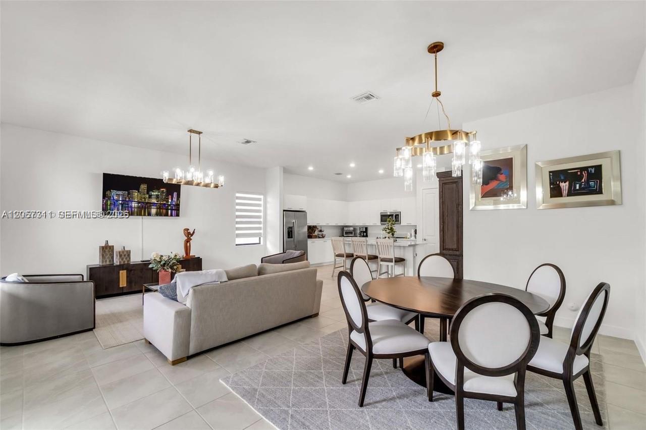 4577 Southwest 174th Avenue Miramar, FL 33029 - Photo 8 of 27