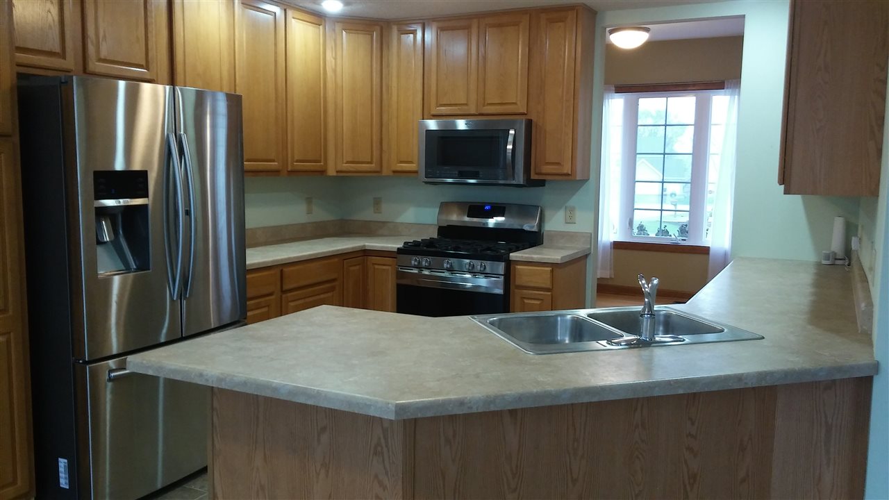 11030 Chicory Ridge Way Roscoe, IL 61073 - Photo 4 of 20 Gallery Image 4