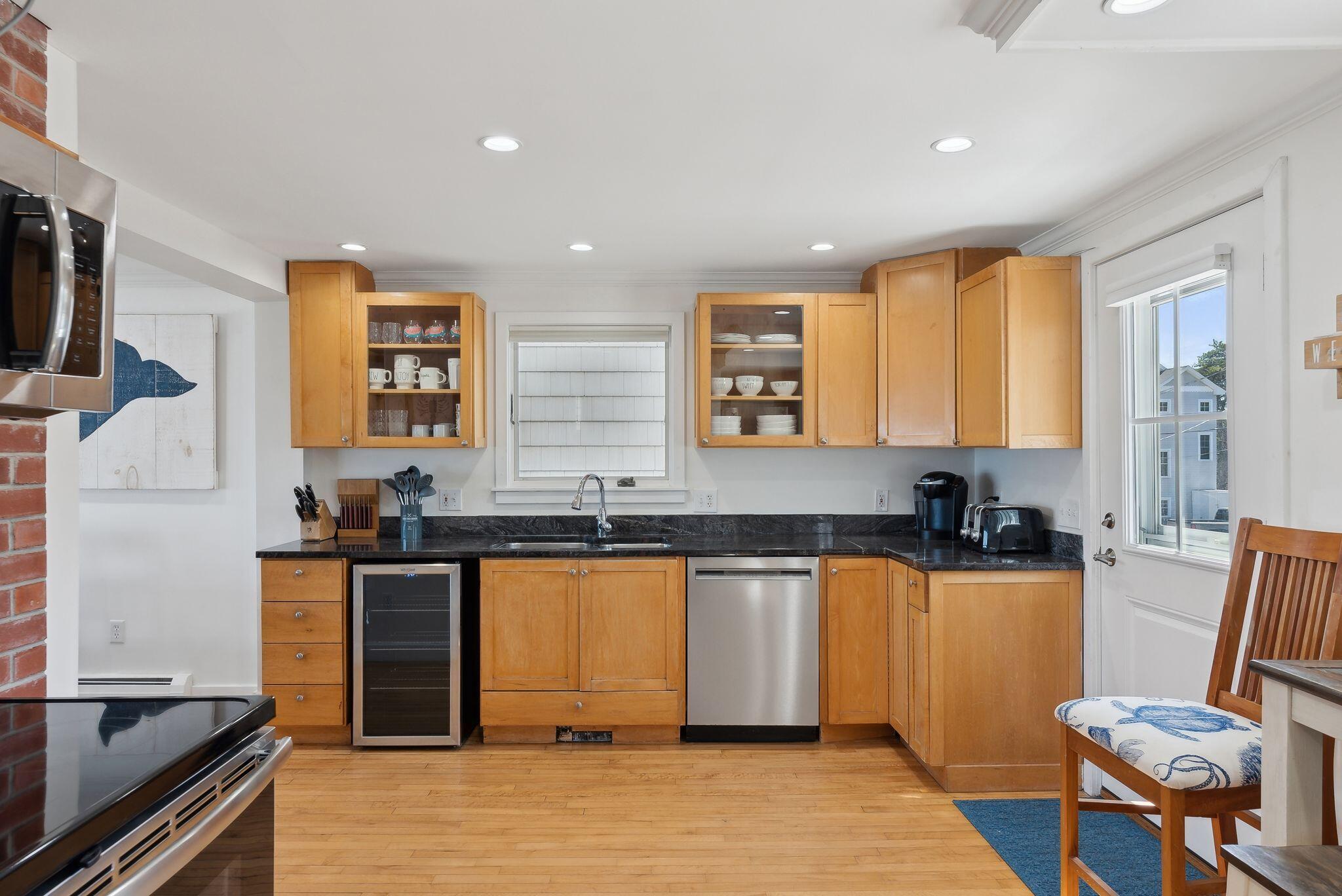 65 Oceanside Drive Saco, ME 04072 - Photo 11 of 59 40_DSC08858