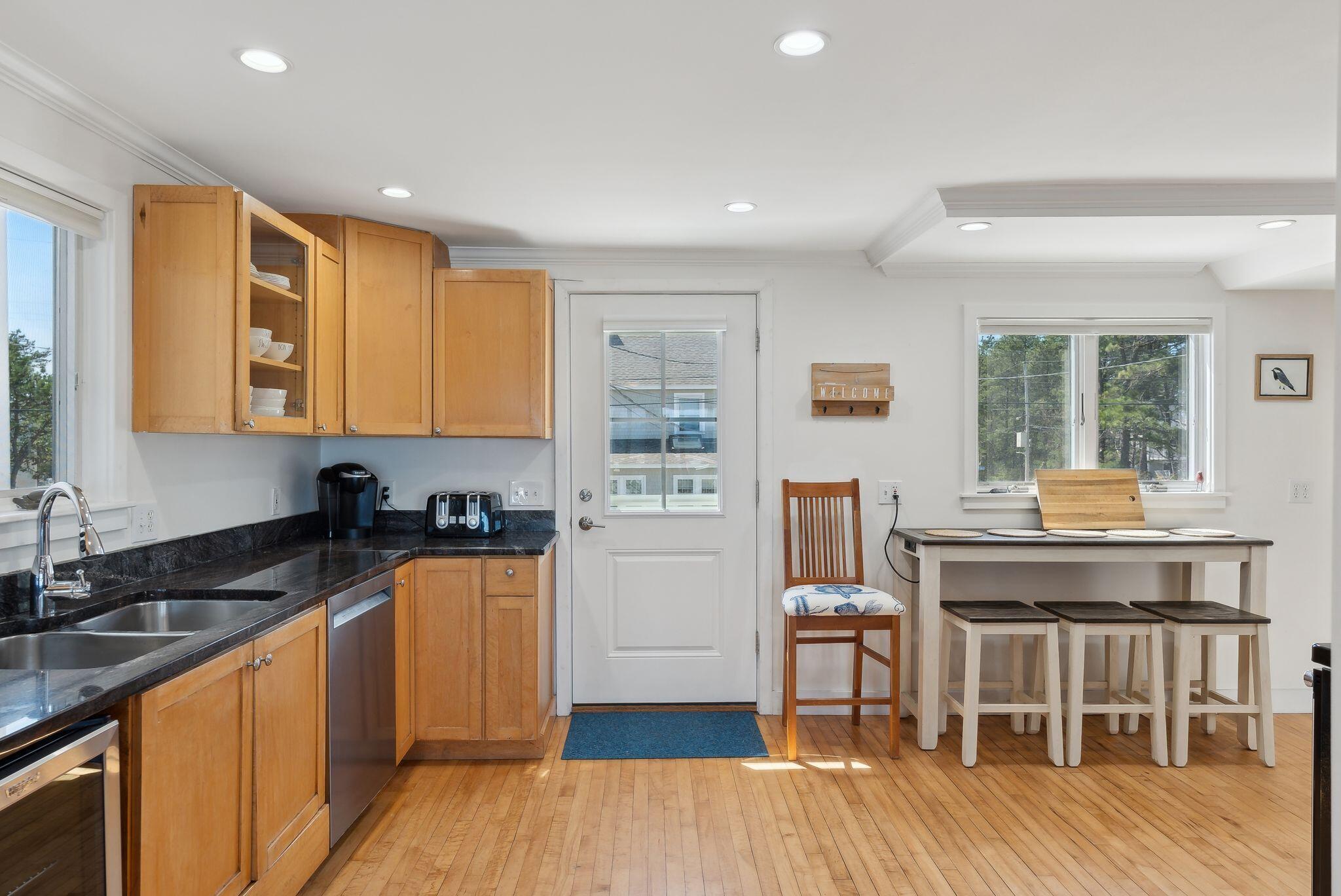 65 Oceanside Drive Saco, ME 04072 - Photo 12 of 59 39_DSC08853