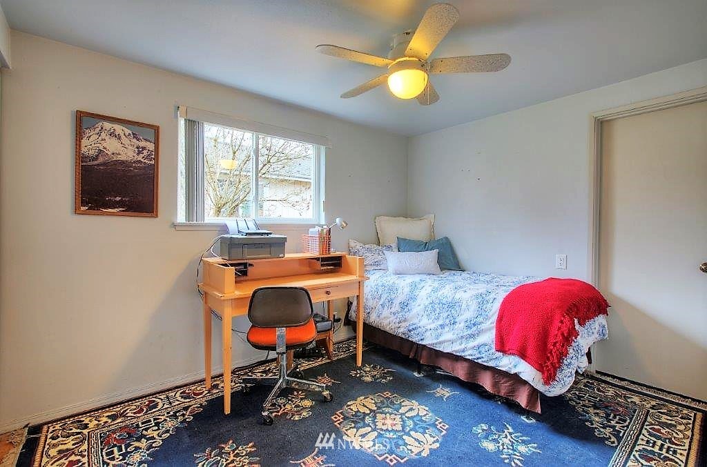 11638 Southeast 163rd Street Renton, WA 98058 - Photo 18 of 20 Gallery Image 18