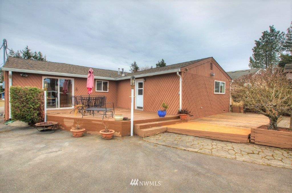 11638 Southeast 163rd Street Renton, WA 98058 - Photo 4 of 20 Gallery Image 4