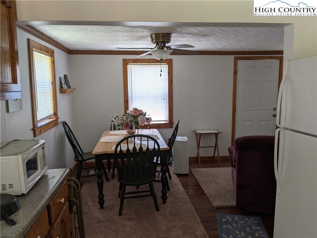 1054 Roundabout Road Creston, NC 28615 - Photo 3 of 13 Gallery Image 3
