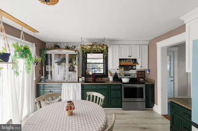 $2,000 | 308 West Main Street, Front Royal, VA 22630