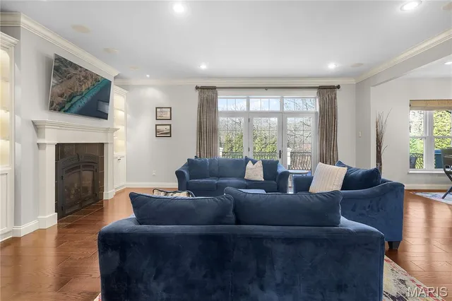 $1,200,000 | 444 Windwood Lake Drive, Cape Girardeau, MO 63701