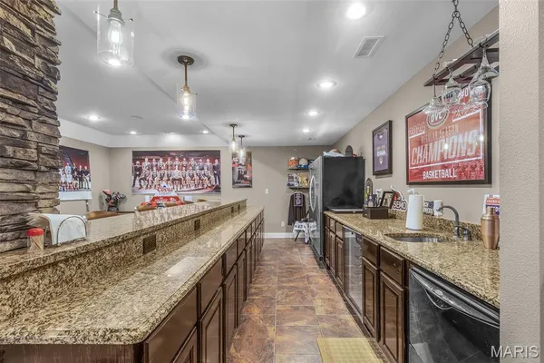 $1,100,000 | 444 Windwood Lake Drive, Cape Girardeau, MO 63701