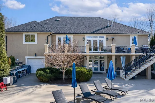 $1,200,000 | 444 Windwood Lake Drive, Cape Girardeau, MO 63701