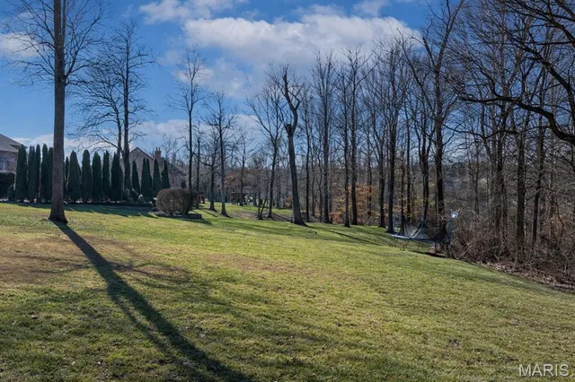 $1,200,000 | 444 Windwood Lake Drive, Cape Girardeau, MO 63701