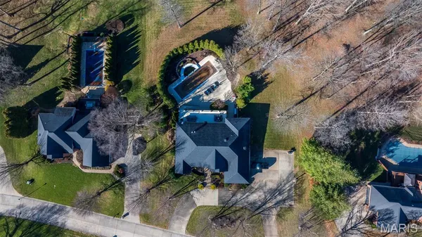 $1,100,000 | 444 Windwood Lake Drive, Cape Girardeau, MO 63701